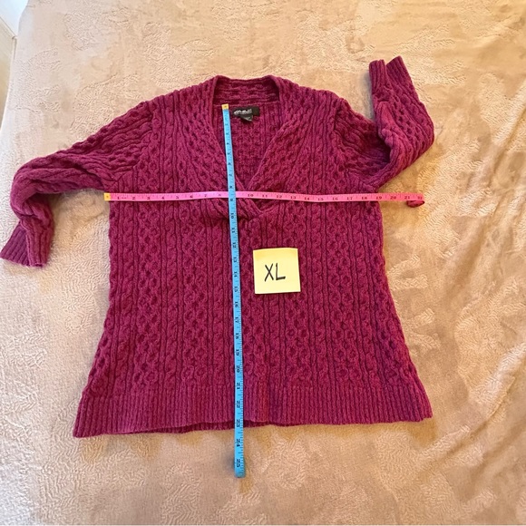 Eddie Bauer cherry pink cable knit v-neck long sleeve thick cozy sweater Size XL - Picture 11 of 11